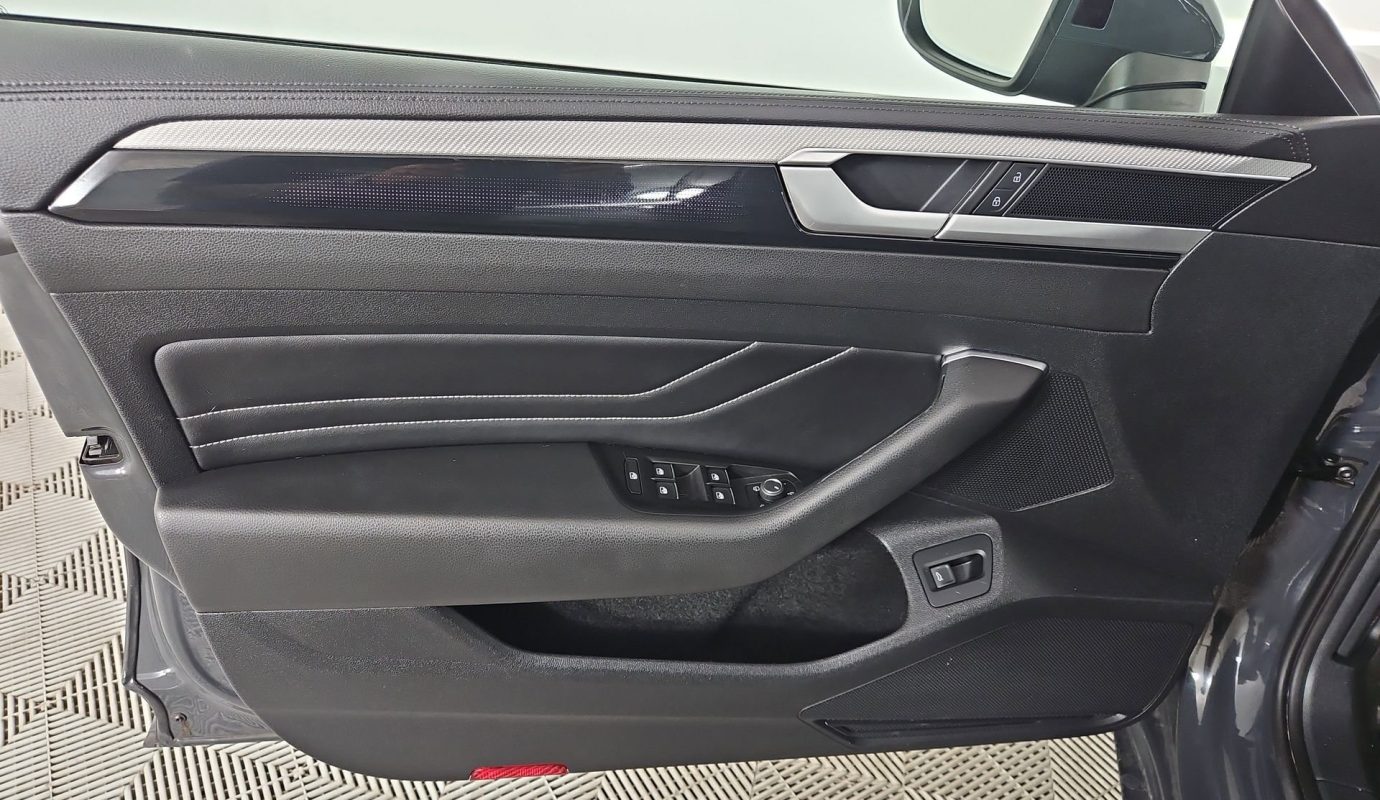 2021 Volkswagen Arteon 2.0T SEL R-Line FWD 4D Sedan
