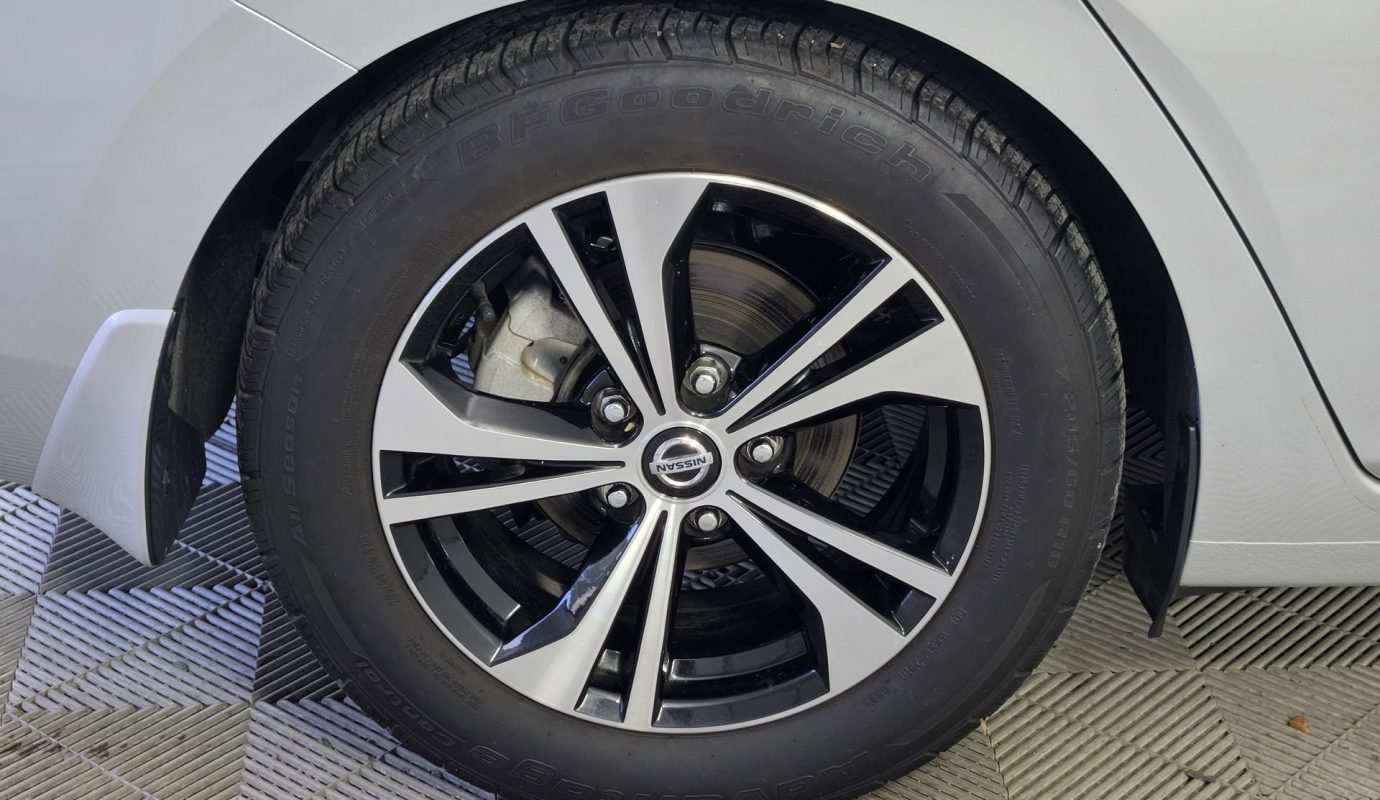 2022 Nissan Sentra SV FWD 4D Sedan