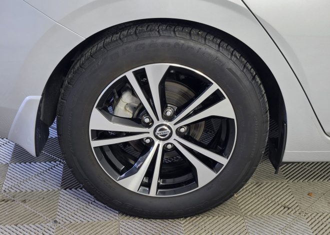 2022 Nissan Sentra SV FWD 4D Sedan