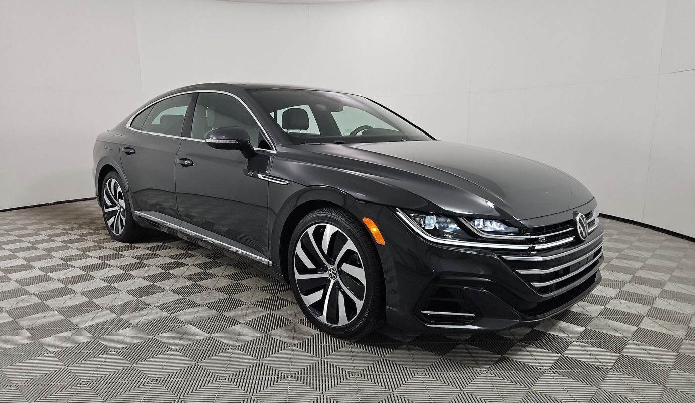 2021 Volkswagen Arteon 2.0T SEL R-Line FWD 4D Sedan